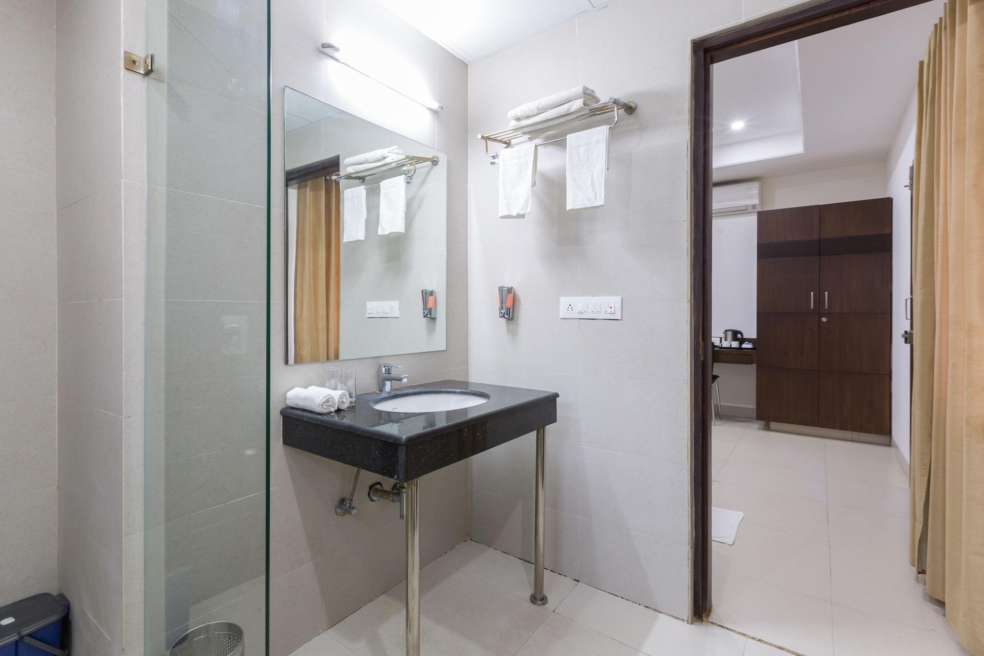 Sanctum Suites Bel Road Bangalore Luaran gambar