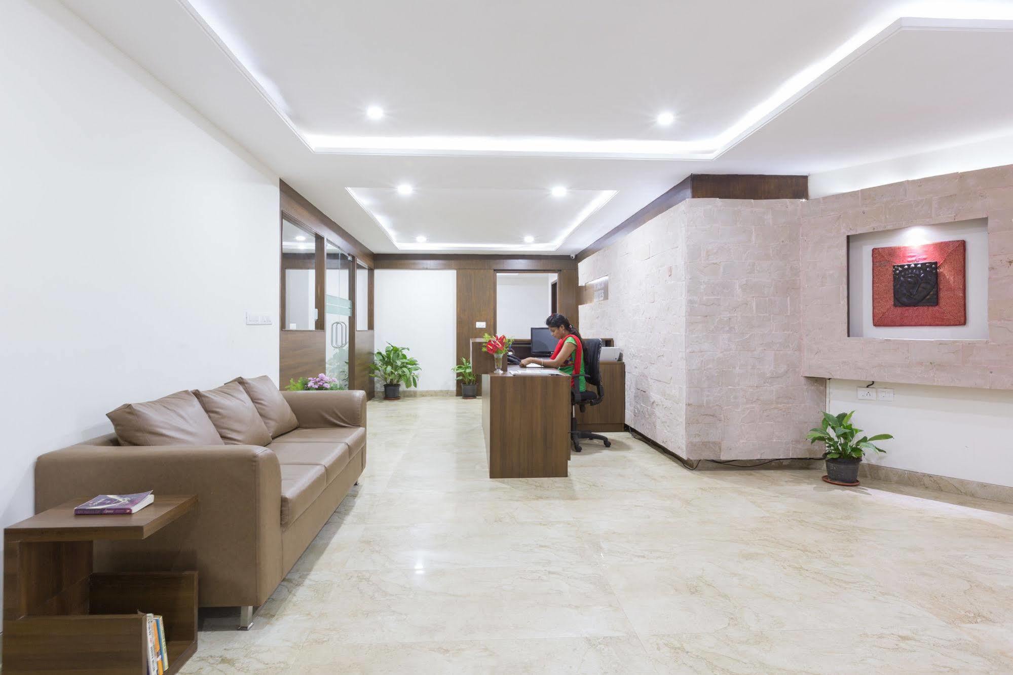 Sanctum Suites Bel Road Bangalore Luaran gambar